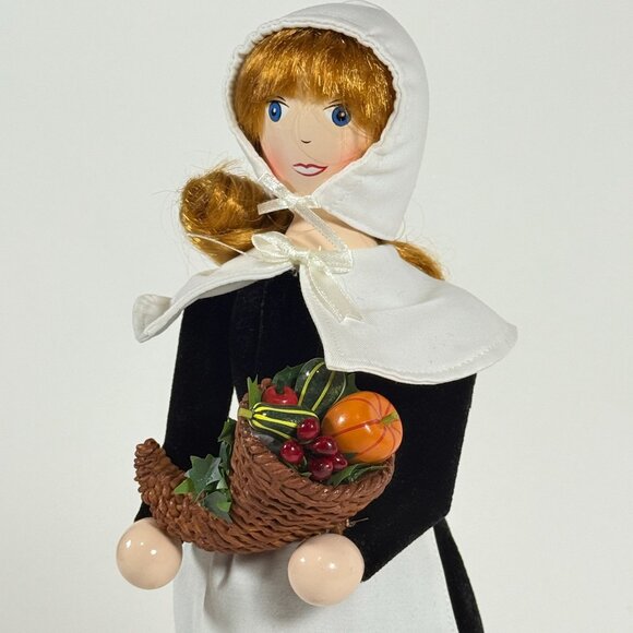 Nutcracker Village Pilgrim Girl 2004 Figurine 13" Thanksgiving Woman Decor - Picture 4 of 12